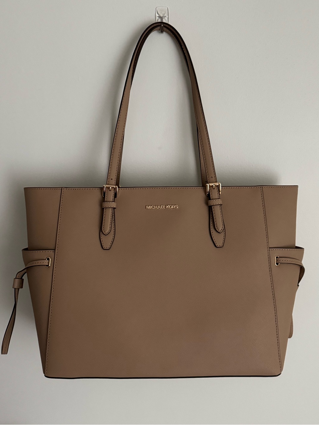 Michael Kors Gilly Large Drawstring Travel Tote In Camel